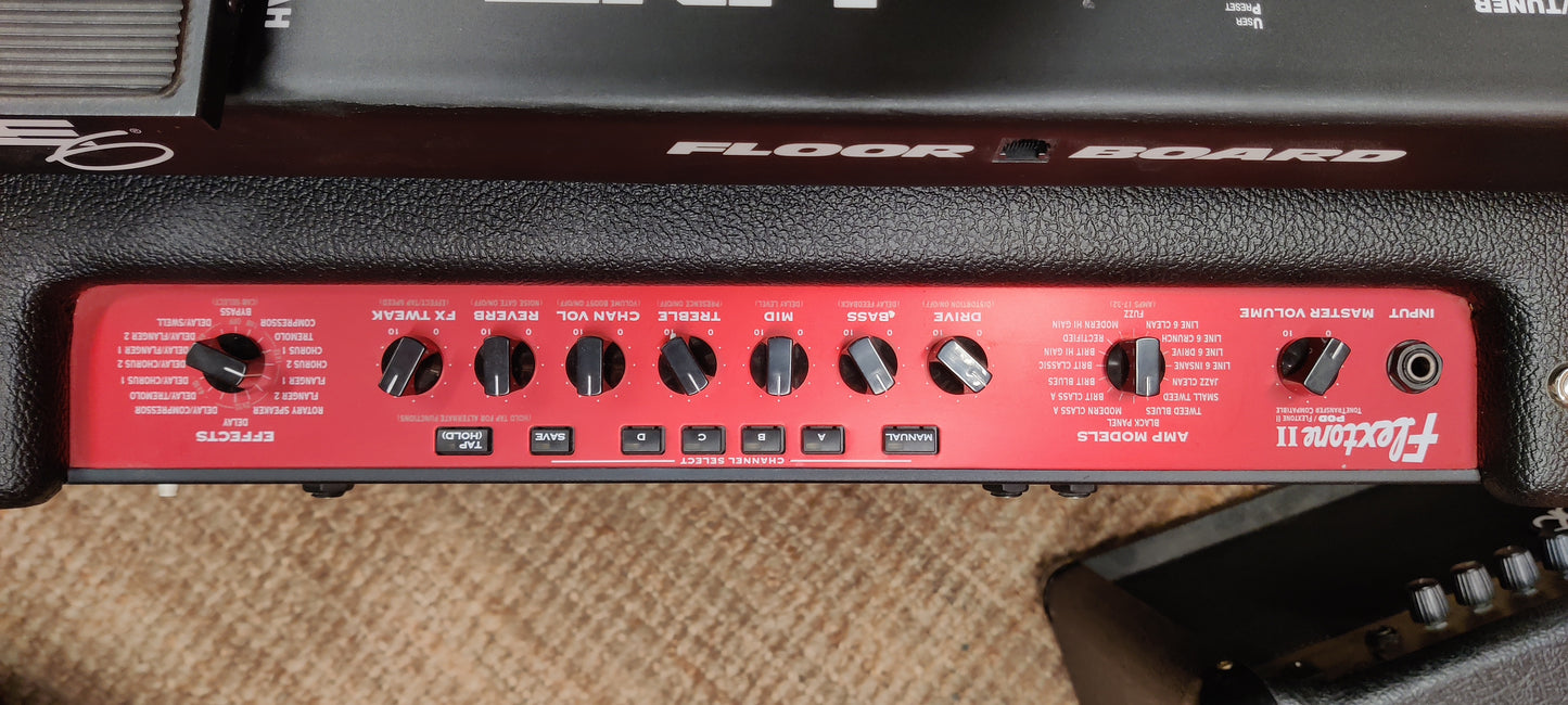 Line 6 Flextone 2, 2 x 12", 100W with floor board (used)