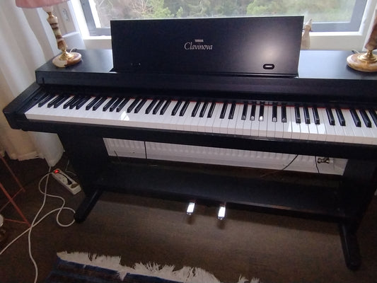 Yamaha Clavinova CLP-360 digital piano (used) - Aron Soitin