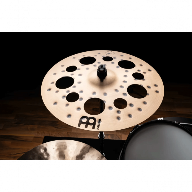 Meinl 18" Pure Alloy Extra Hammered Trash Crash - Aron Soitin