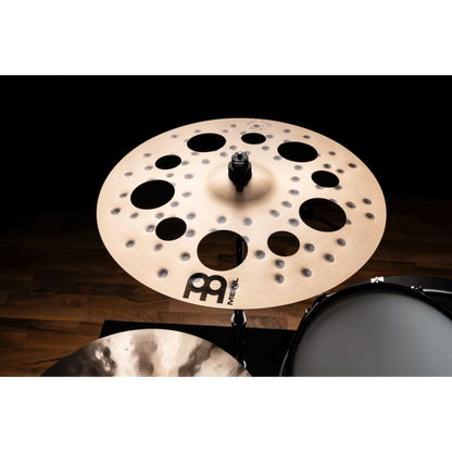 Meinl 18" Pure Alloy Extra Hammered Trash Crash - Aron Soitin