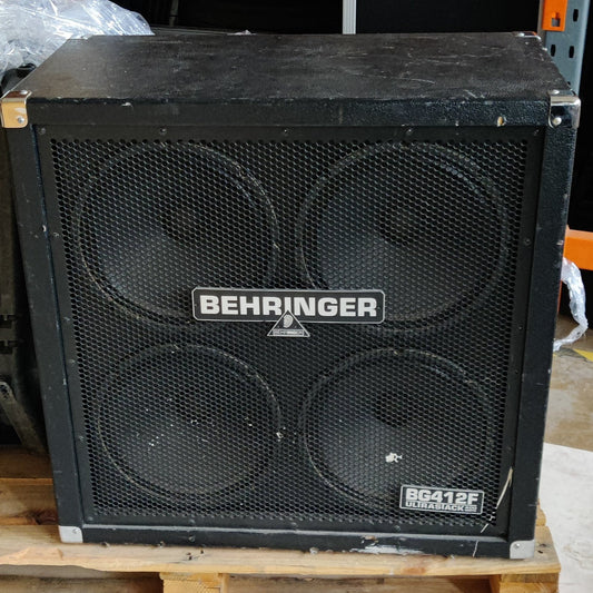 Behringer 4x12 guitar cabinet BG412F (used)